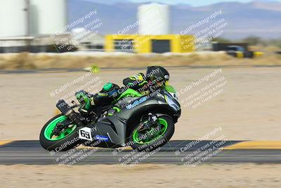 media/Feb-07-2025-CVMA Friday Practice (Fri) [[7034960ba2]]/3-Racer 3-NRS/Session 4 (Turn 16)/